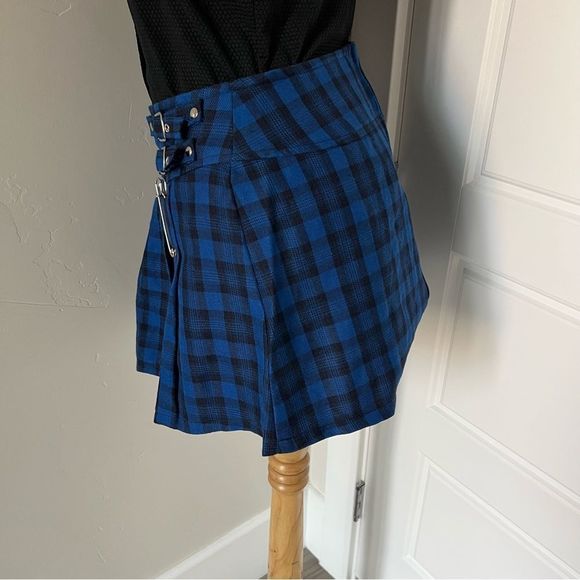 NWT vintage Lip Service blue plaid miniskirt with buckles and safety pin sz S - Picture 10 of 13